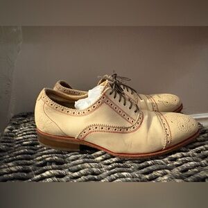 John Fluevog Cream Leather Brogue Oxfords Red Stitching Men’s 6